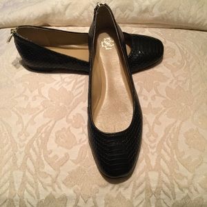 Ann Taylor Daxia Zipper Flats-SOLD